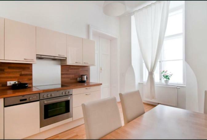 Apartment In Stephansplatz Viena Exterior foto